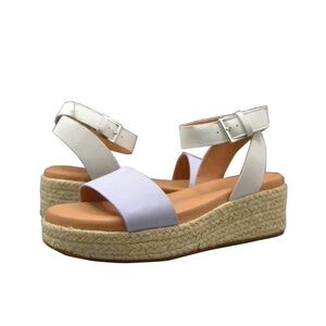 Clarks Women's Espadrilles in cream and lavender